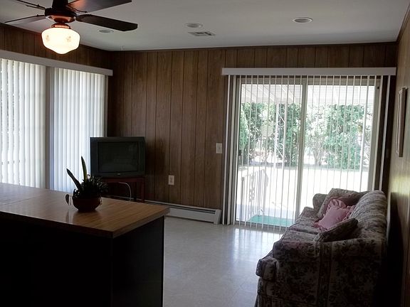 5th image of 1 La Terraza Dr