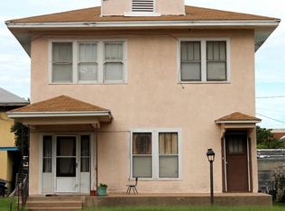 121 1/2 S B St, Arkansas City, KS 67005