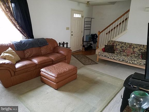4th image of 62 Vickilee Dr