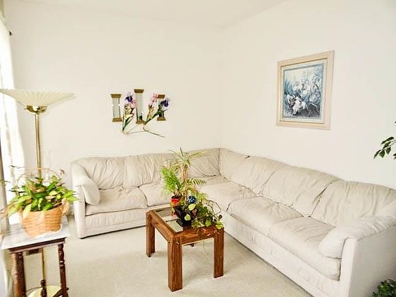 3rd image of 55128 Patrician Park Dr