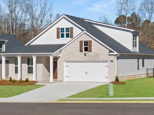 208 Parnassus Rd, Locust Grove, GA 30248