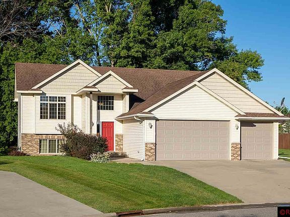 2nd image of 612 Colodoro Ln