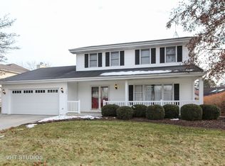 127 Lorraine Dr, Lake Zurich, IL 60047