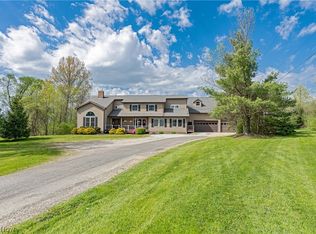 145 W Hines Hill Rd, Hudson, OH 44236