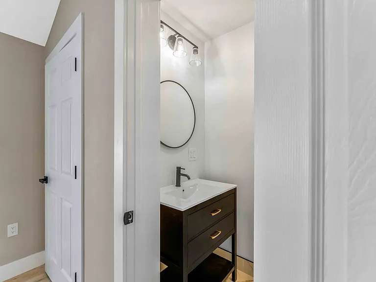 3143 Bear Swamp Rd — Photo 1