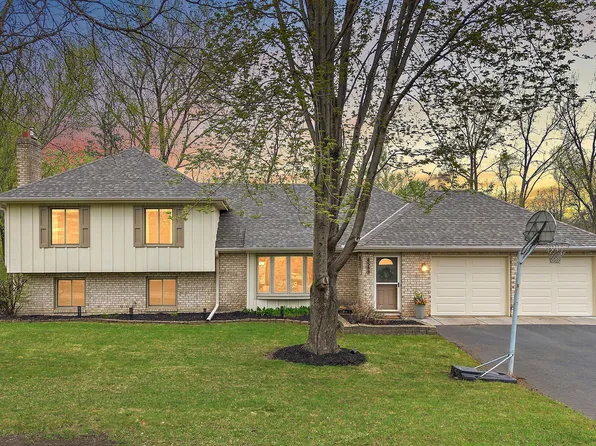 4589 Saddlewood Dr, Minnetonka, MN 55345