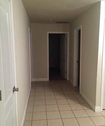 3rd image of 1222 W Hunt St #1222
