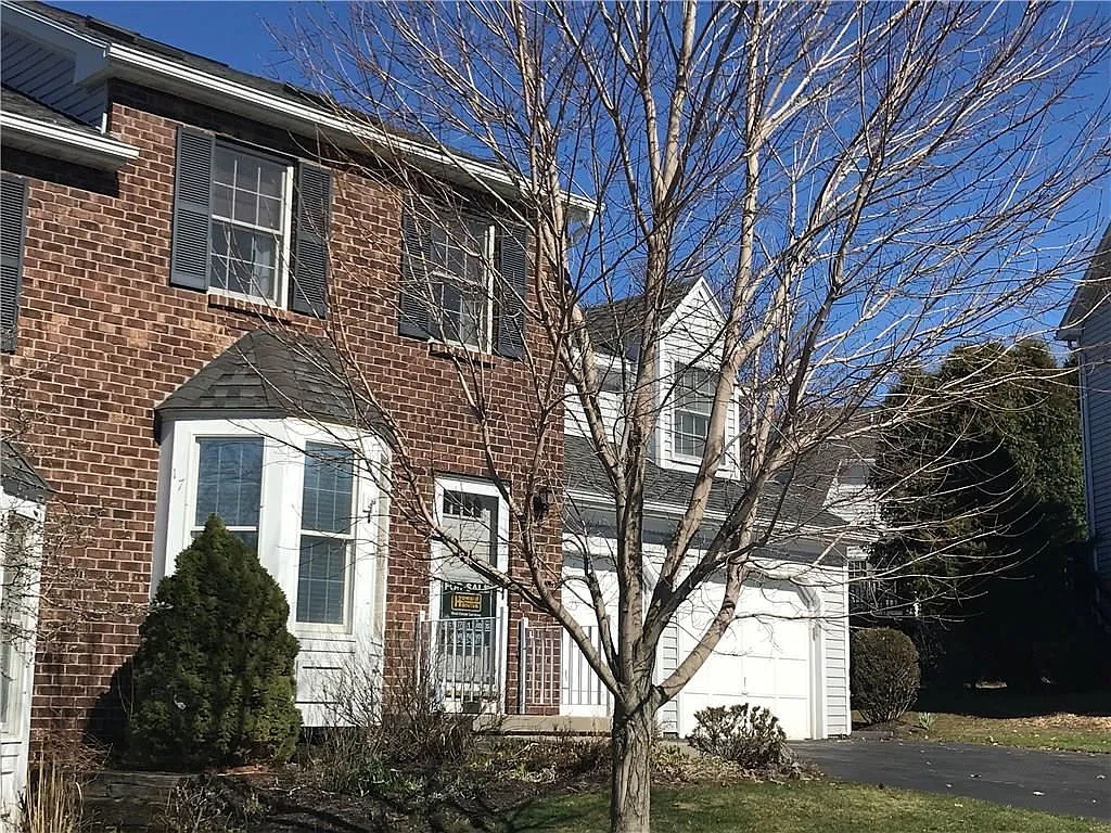17 Glen Cove Rise photo 1