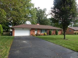 4078 Maxwell Dr, Bellbrook, OH 45305