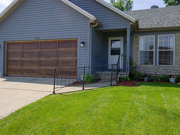 3rd image of 471 Terrace Dr