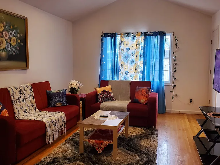 63 Lincoln St #2 — Photo 1
