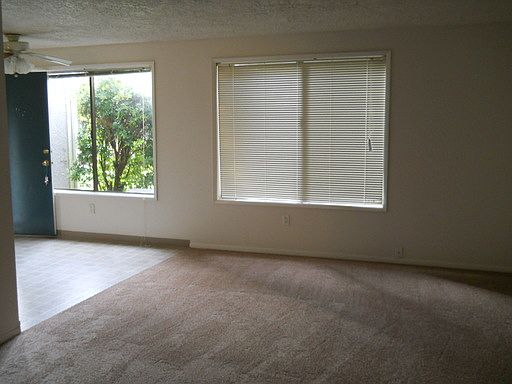 3rd image of 117 NE Clark Ave APT 31