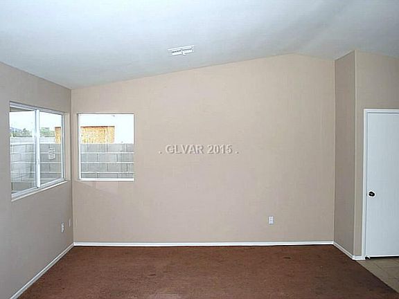 5th image of 2213 Hollow Oak Ave