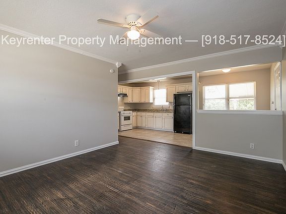 3rd image of 130 S 167th East Ave