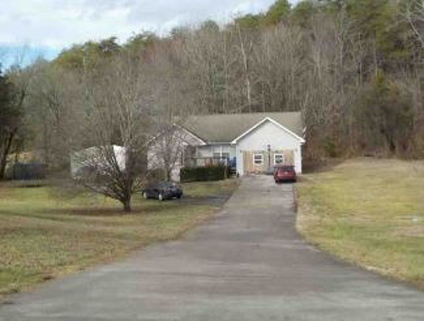 2nd image of 783 Harvest Meadows Dr