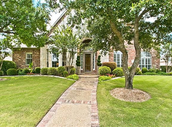 4th image of 1913 Cypress Point Dr