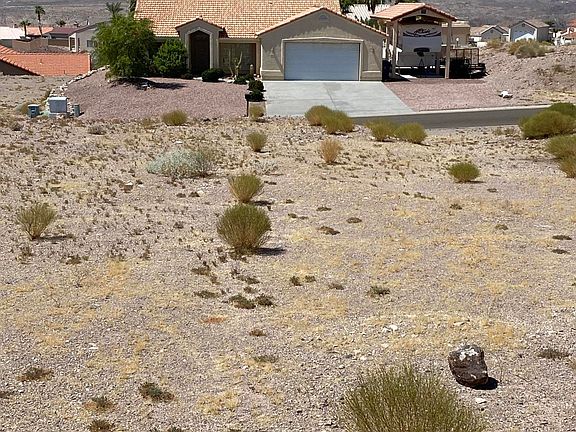 3rd image of 804 Park Crest Dr Lot 2