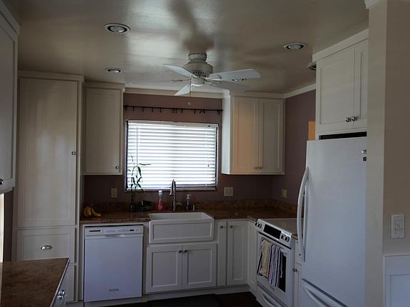 3rd image of 1140 Lily Ave