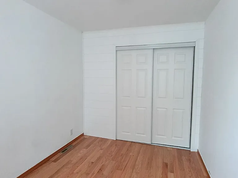 9155 S 5th Ave — Photo 9