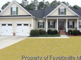 2740 Plum Ridge Rd, Fayetteville, NC 28306