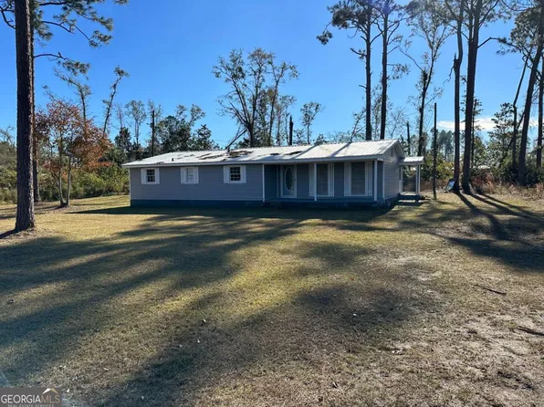 41 W Georgia Ave, Denton, GA 31532