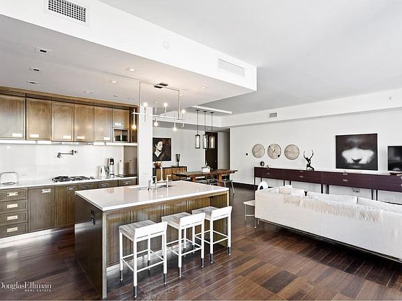 4th image of 151 E 85th St APT 10J