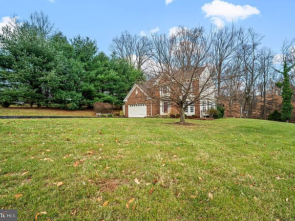 5th image of 3447 Essex Way
