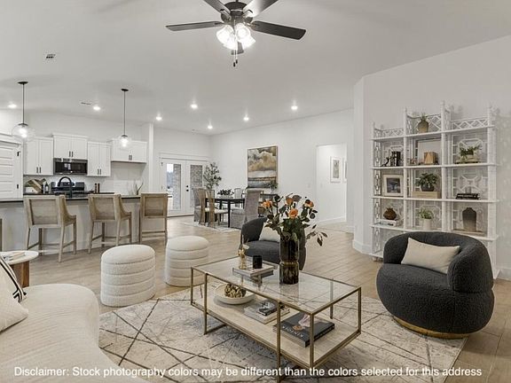 5th image of 1102 W Pebblebrooke Drive