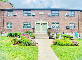 246-40 57th Dr #B2-3, Little Neck, NY 11362