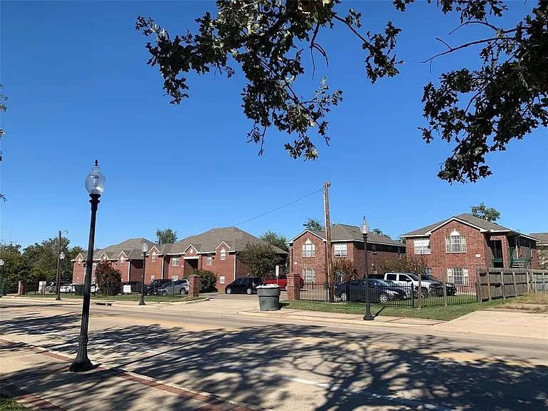 3801 College Main St #A-D — Photo 4