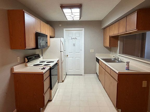 4th image of 3070 Preserve Ln APT 1B