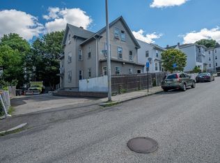 17 Jefferson St, Worcester, MA 01604