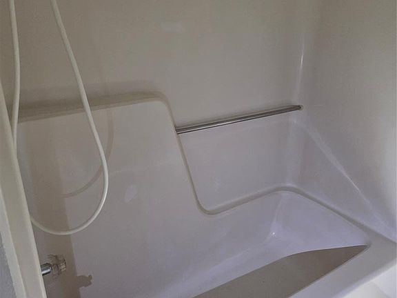 5th image of 8606 S Camay Ave