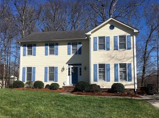 3000 Manchester Dr, Jamestown, NC 27282