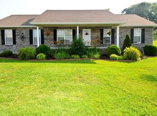 3208 Reiley Dr, Maryville, TN 37801