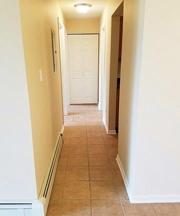 5th image of 931 Jonathon Ct Floor 3