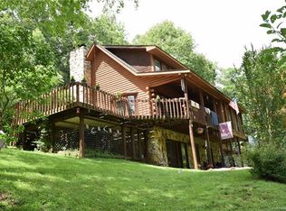 149 Lavender Ln, Green Mountain, NC 28740