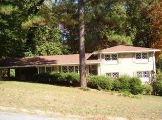 1178 Old Coach Rd, Stone Mountain, GA 30083