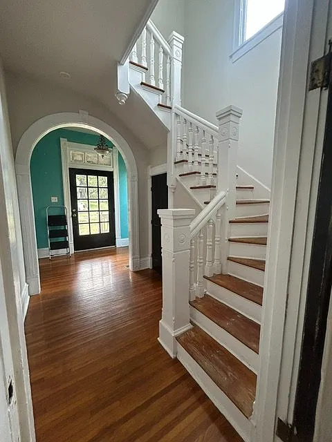 2 bed, $1,000 — Photo 2