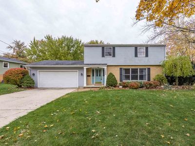 1045 W Center St, Alma, MI, 48801