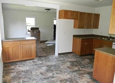3rd image of 3223 U St