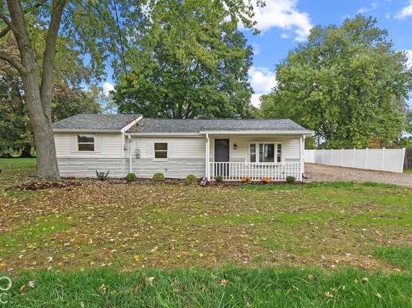 7902 W County Line Rd, Camby, IN 46113