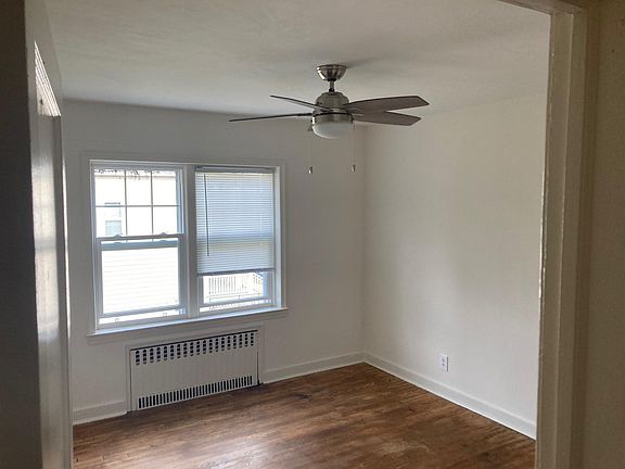 3rd image of 603 Providence St APT 4