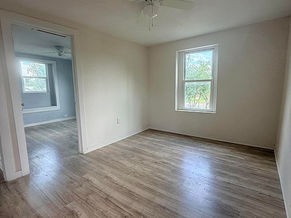 2nd image of 1306 E 17th St