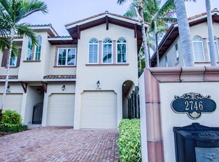 2746 NE 14th St, Fort Lauderdale, FL 33304