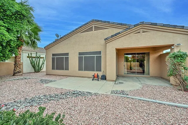 2210 E Branham Ln — Photo 34