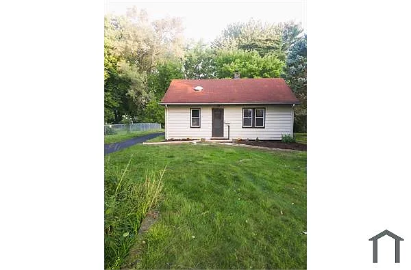 4528 Milford Ave photo 1