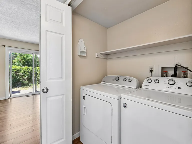 19724 E Loyola Cir — Photo 14