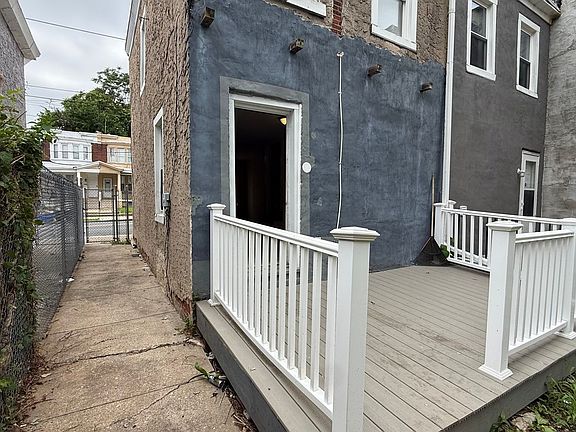 4th image of 1547 N 60th St