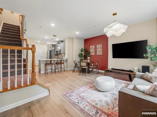 175 Wesmont Drive, Wood Ridge, NJ 07075